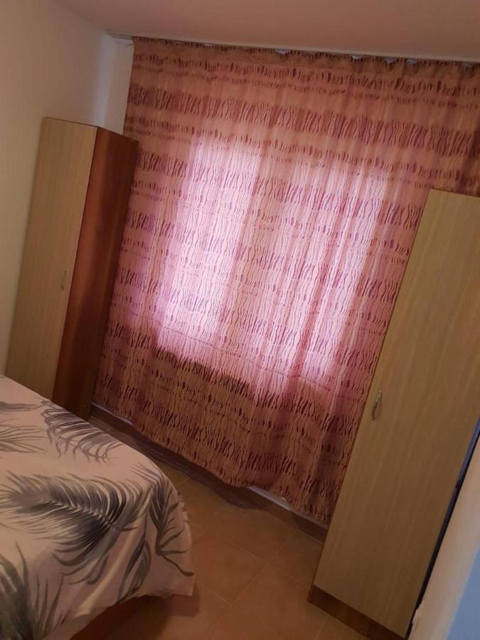 Apartament 2 Camere Tomis Nord Constanta Luaran gambar